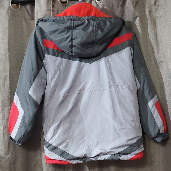Kids 10/12 (Med.) Gray and Red Jacket - Picture 5 of 10
